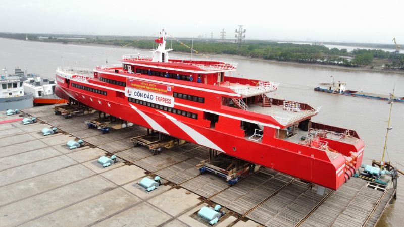 Lễ hạ thuỷ tàu Thăng Long - Trải nghiệm đi Côn Đảo không say sóng
