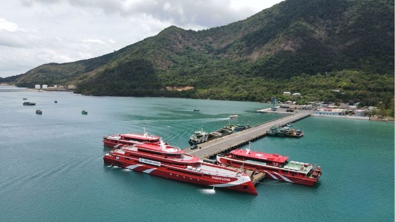 Siêu tàu cao tốc Thăng Long của Côn Đảo Express cập cảng Bến Đầm Côn Đảo