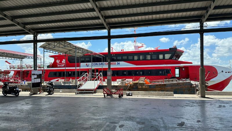 Tàu Côn Đảo 36 tại Cảng Trần Đề